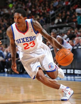 难时刻为球 难时刻为球