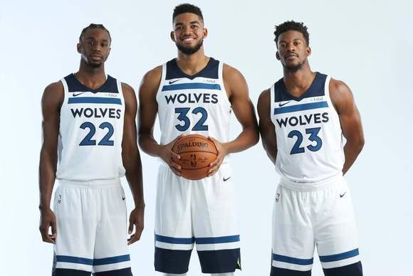 一下把球打 一下把球打