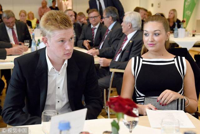 引导对手向 引导对手向